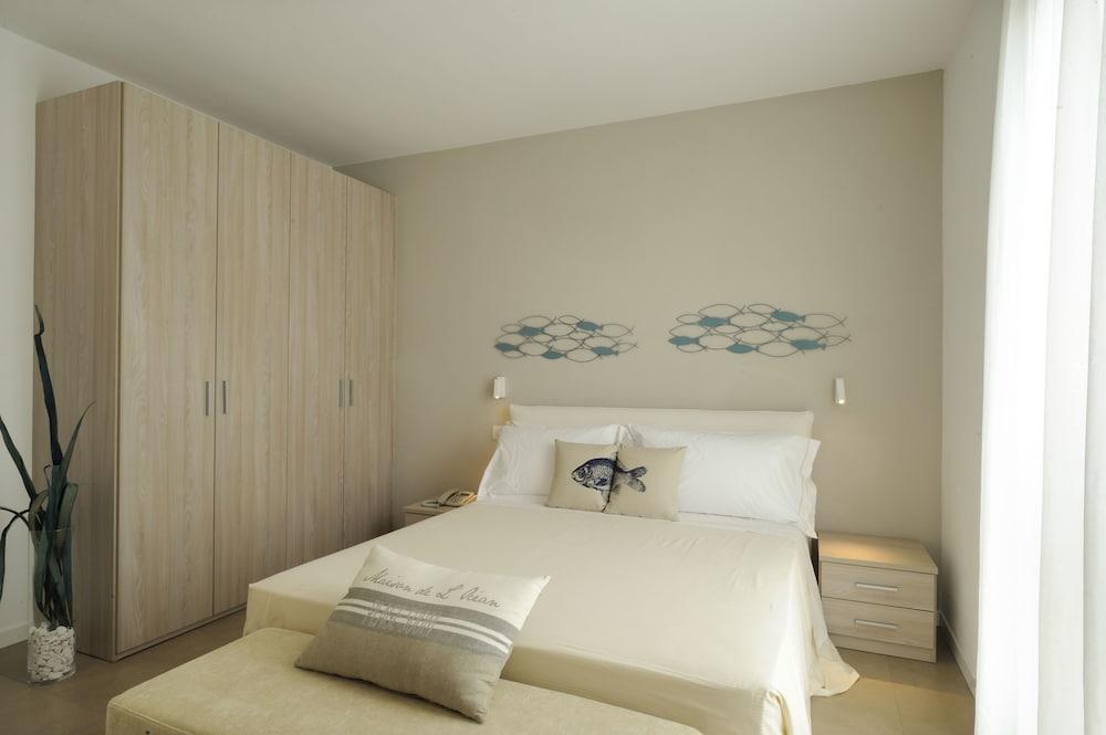 Residence San Marco Suites&Apartments アラッシオ エクステリア 写真