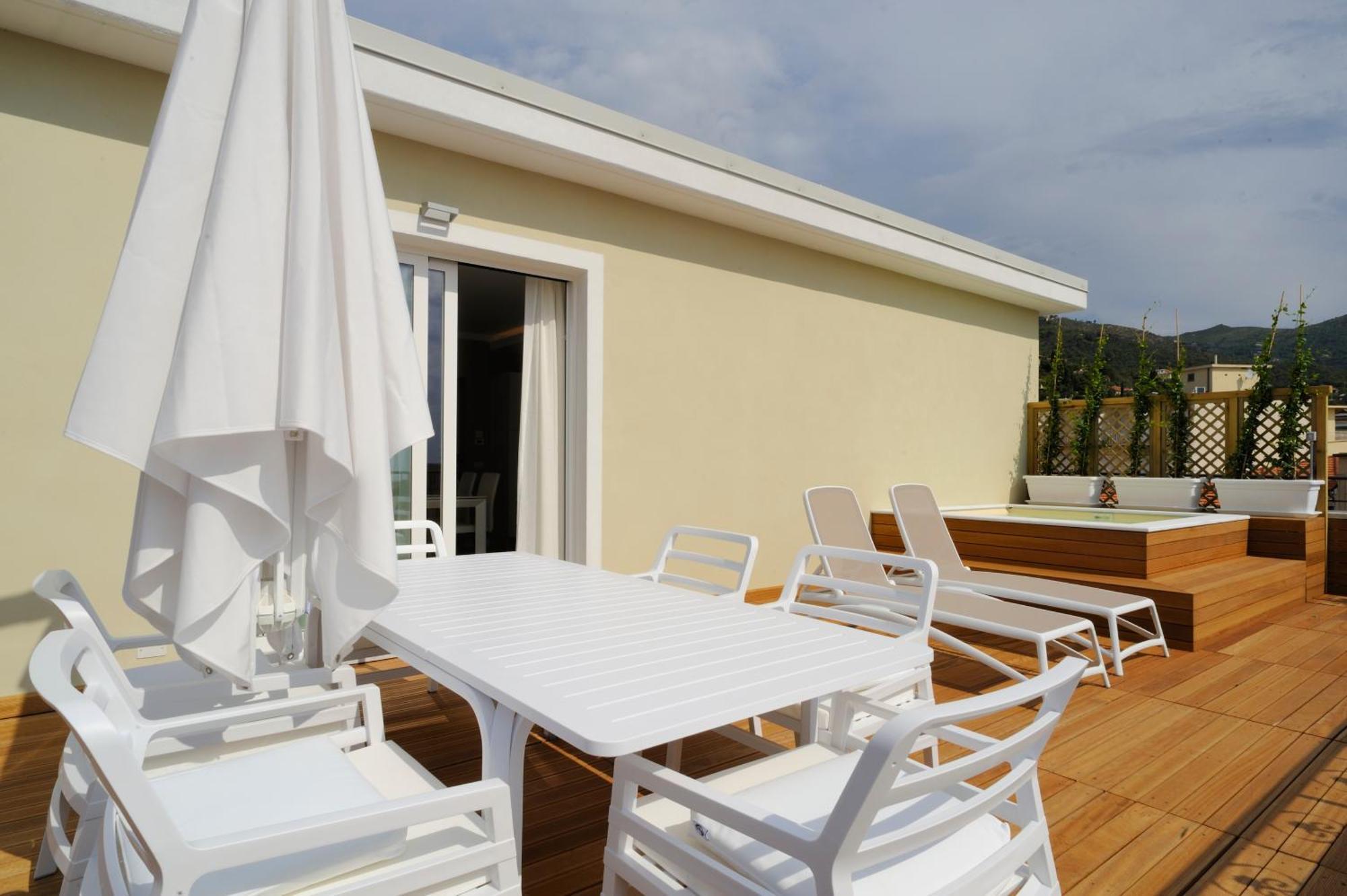 Residence San Marco Suites&Apartments アラッシオ 部屋 写真