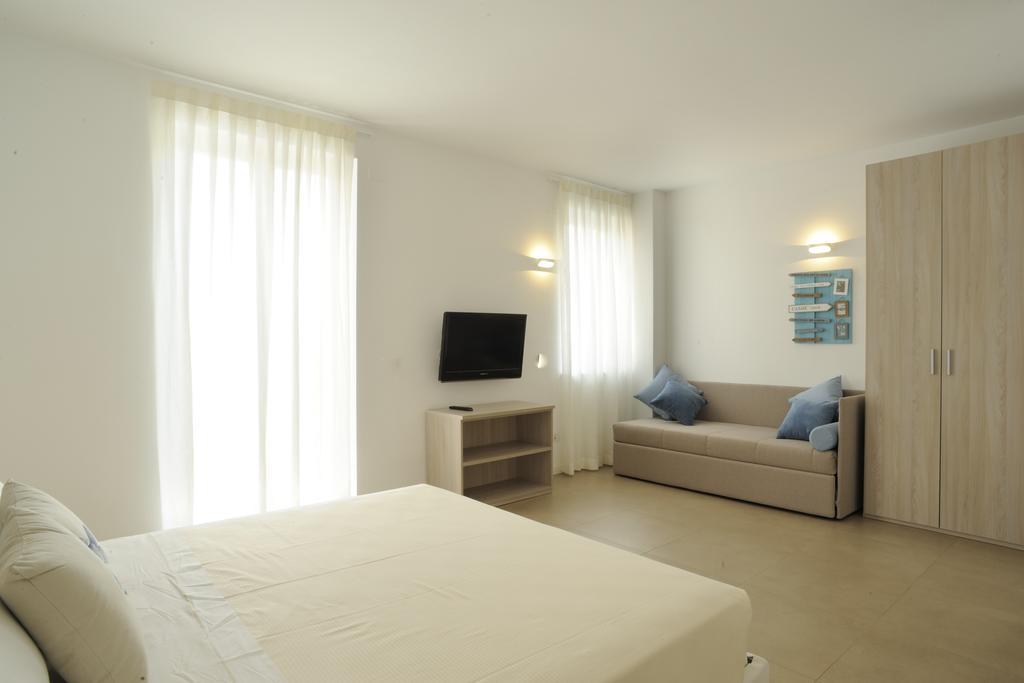 Residence San Marco Suites&Apartments アラッシオ エクステリア 写真