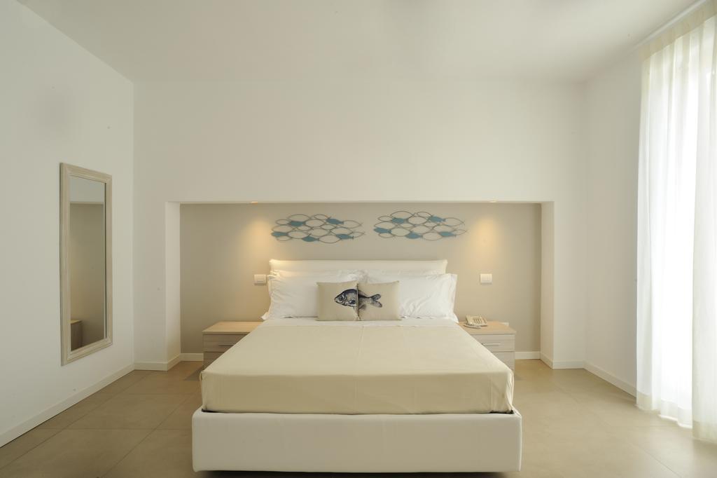 Residence San Marco Suites&Apartments アラッシオ エクステリア 写真