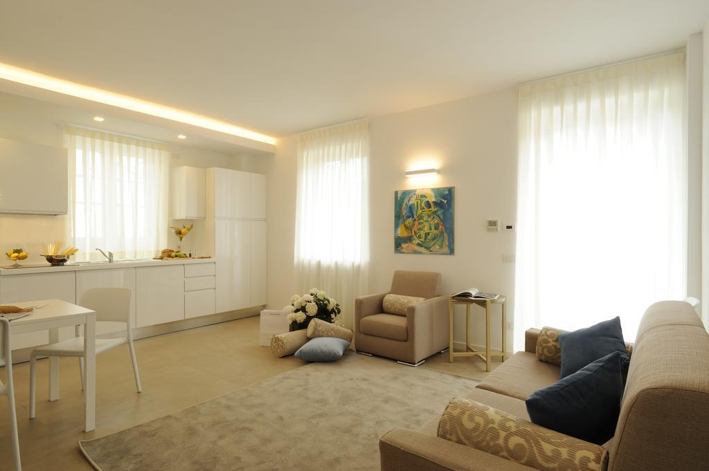 Residence San Marco Suites&Apartments アラッシオ エクステリア 写真