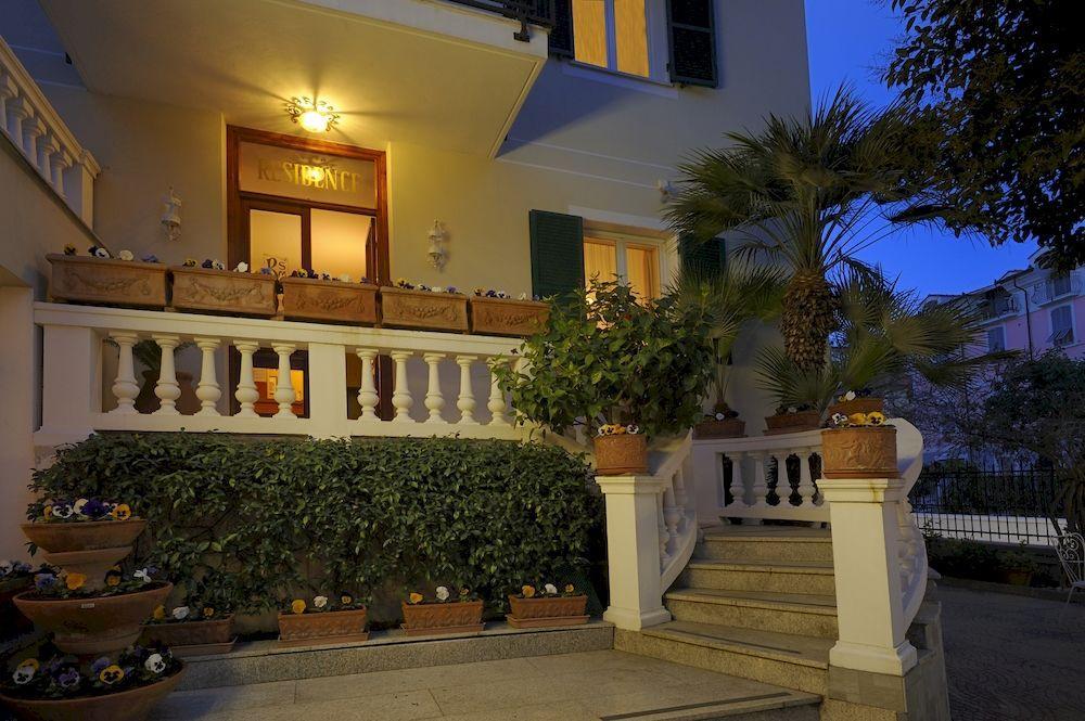 Residence San Marco Suites&Apartments アラッシオ エクステリア 写真